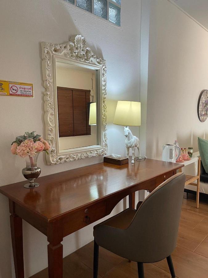 Rynn Hotel Трат Екстер'єр фото